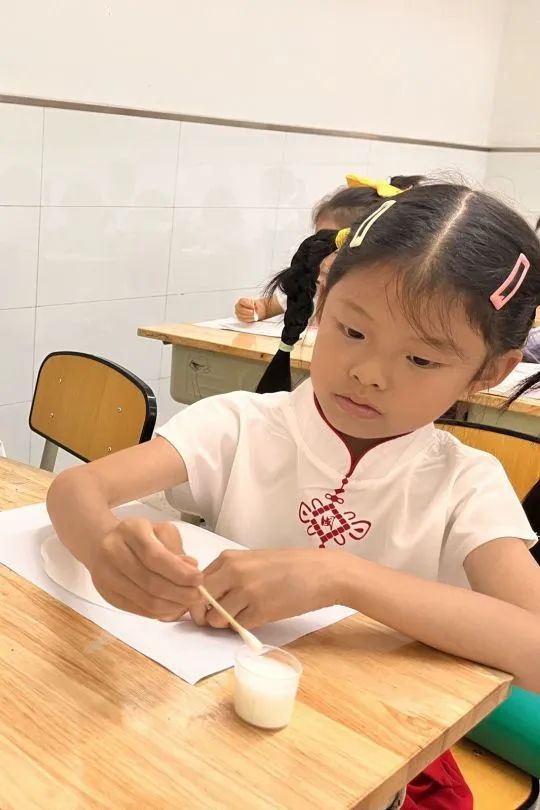 成都高新区朝阳小学深入开展二十四节气之小满有关活动