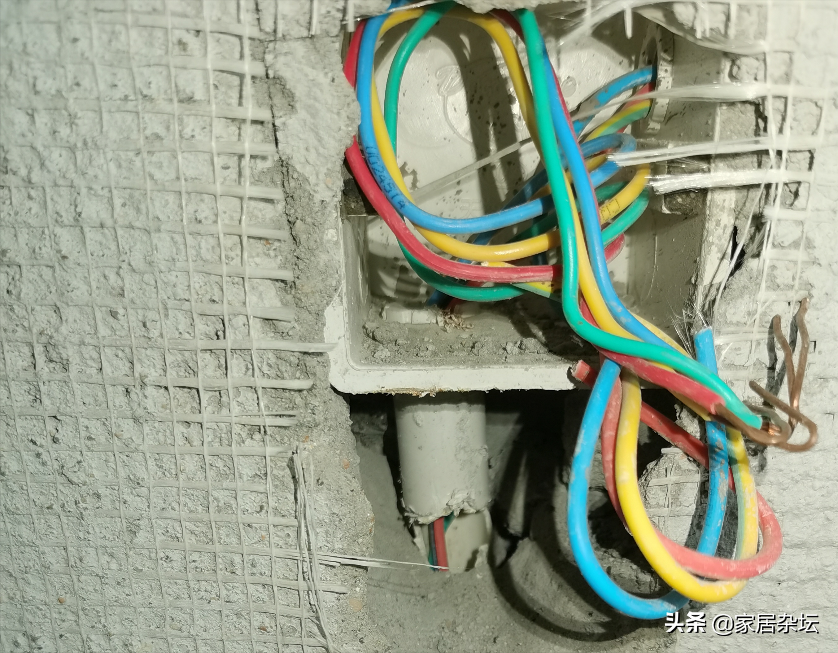 家用电线除了入户线以外,剩下的都是我们室内的用电所使用的电线.