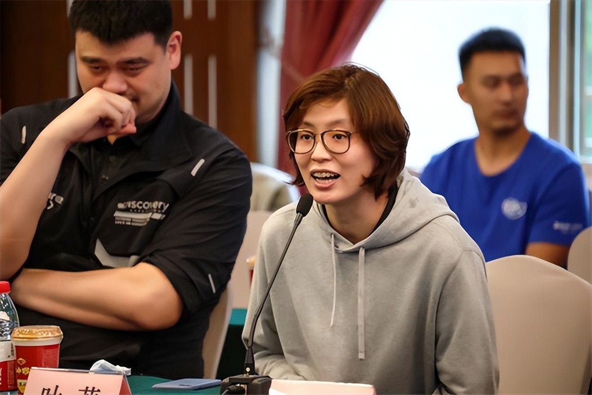 姚明老婆葉莉（姚明和妻子葉莉的愛情故事）
