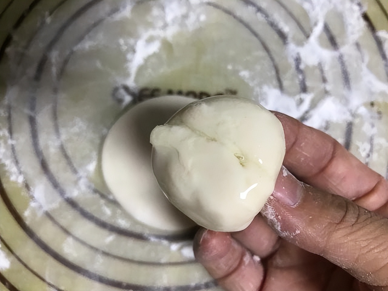 图片[6]-【春饼】做法步骤图 柔软筋道 凉了也不硬-起舞食谱网