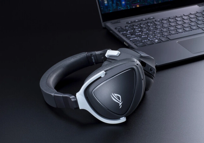 华硕玩家国度推出无线游戏耳机 Delta S Wireless，支持 AI 降噪