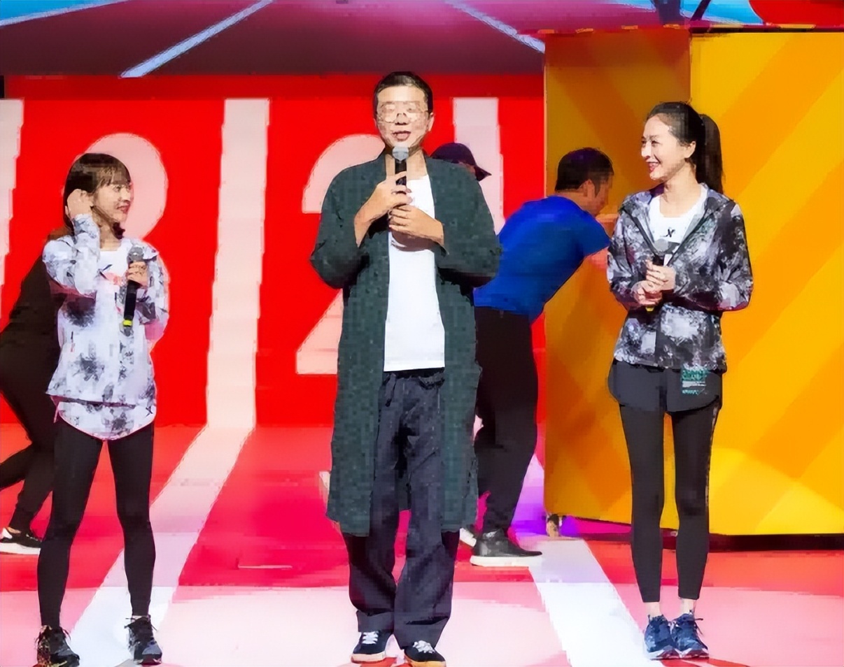 明明有1米8的大高个，但看起来很“矮”的12位男星，个个让人意外