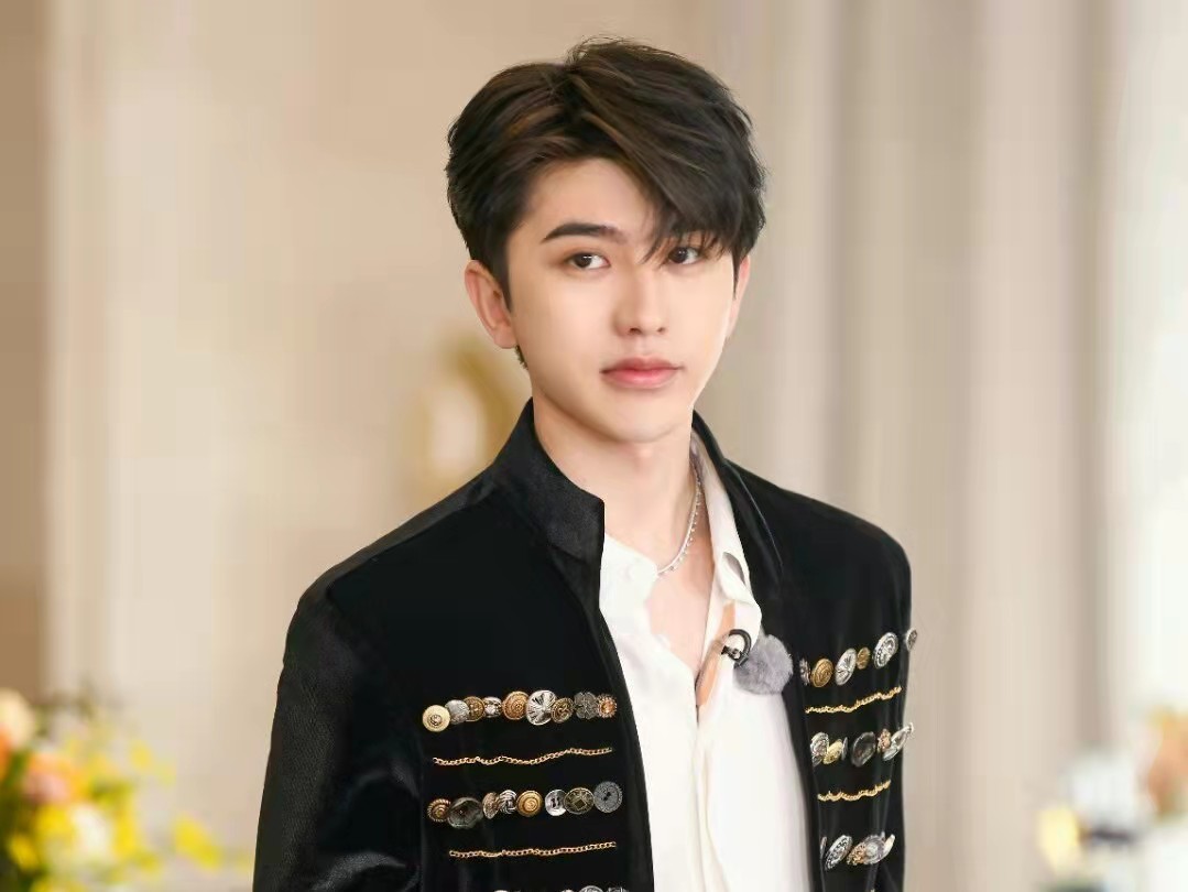 《奔跑吧》官宣阵容，蔡徐坤周深整装待发，开启第十季的奔跑旅程