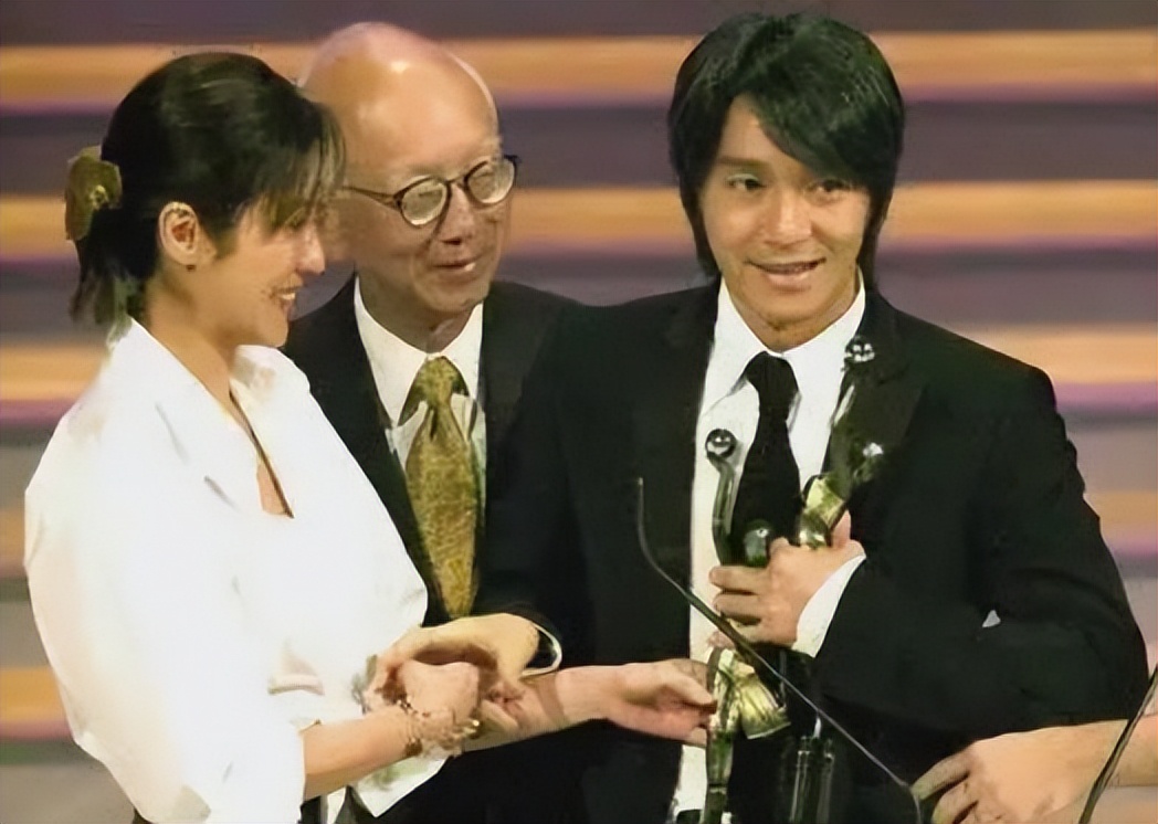 韩三平的父亲韩三平父母是谁