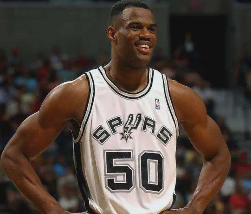 nba现役队友喜欢哪些人（队友最爱！盘点NBA有实力却又无私的十大球星：前三名实至名归）