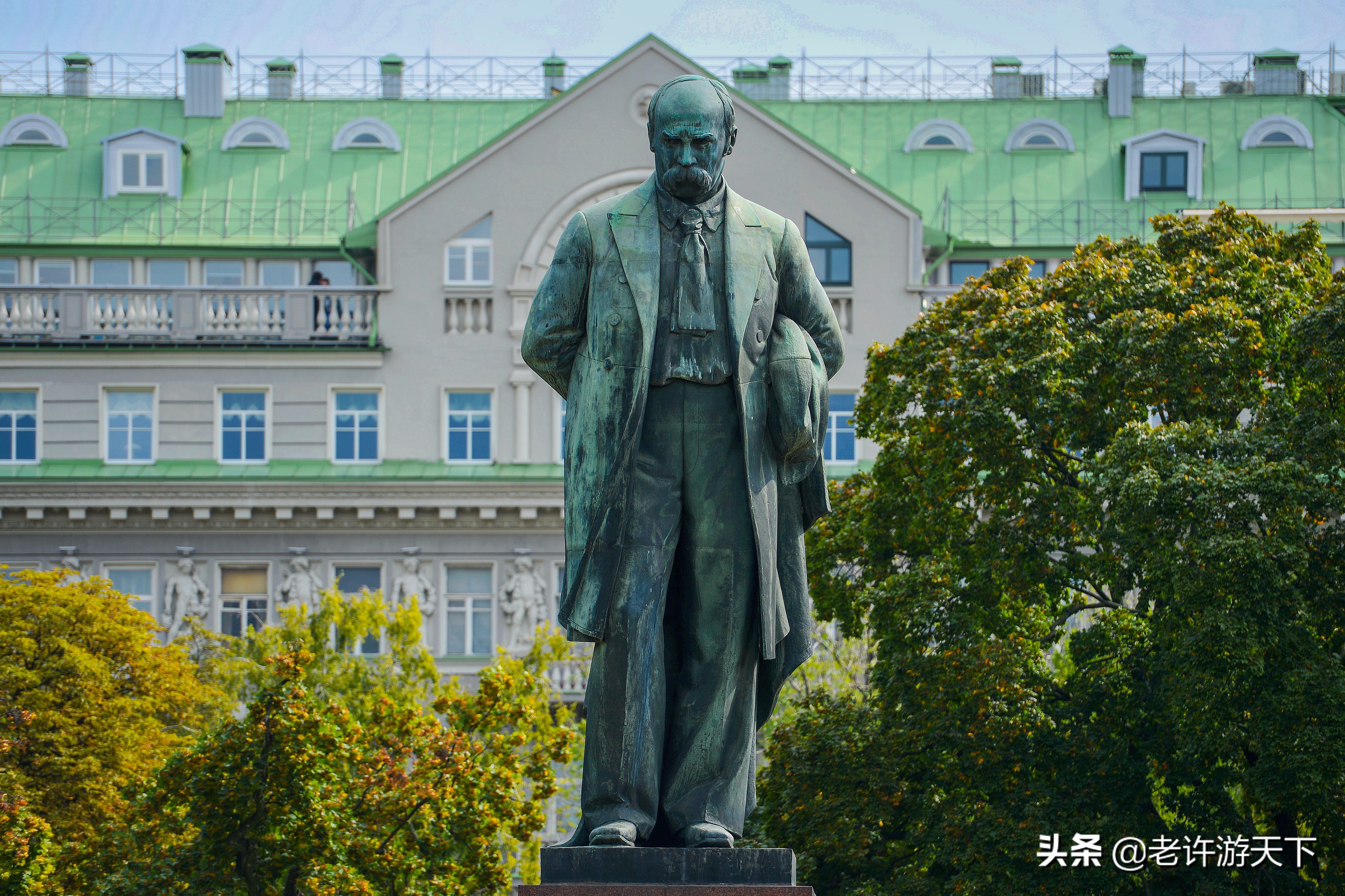 乌克兰基辅：罗斯众城之母，东正教之心，第聂伯河畔的璀璨明珠