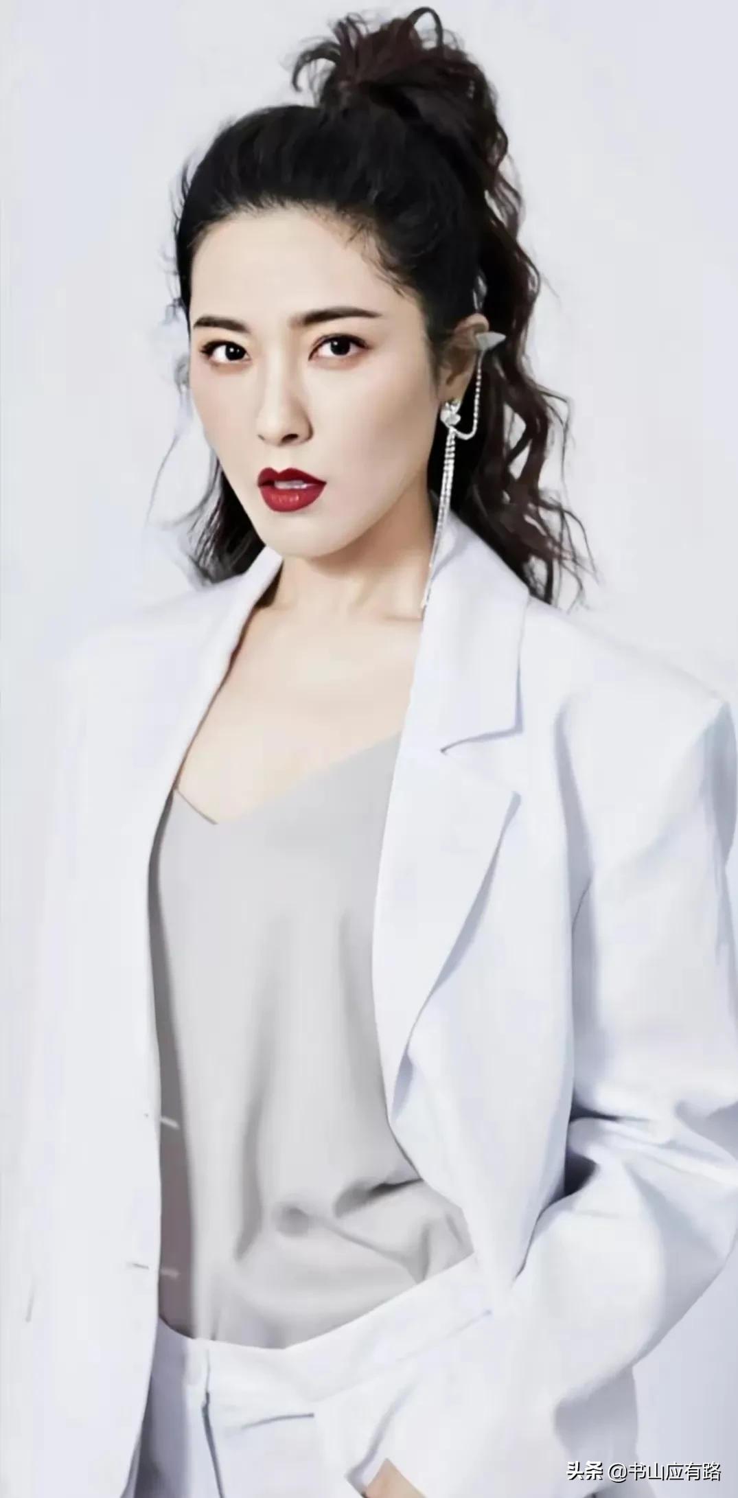 曾黎：不愧是中戏第一美，张柏芝直言没她漂亮