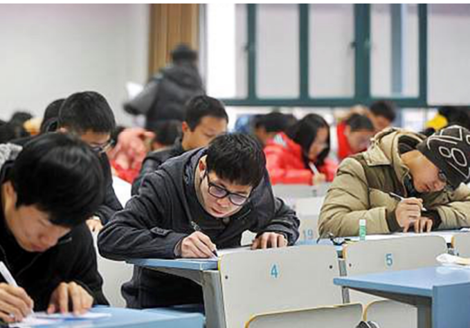 我国收入高的8大国企，不仅待遇好而且还给落实户口，赶超公务员