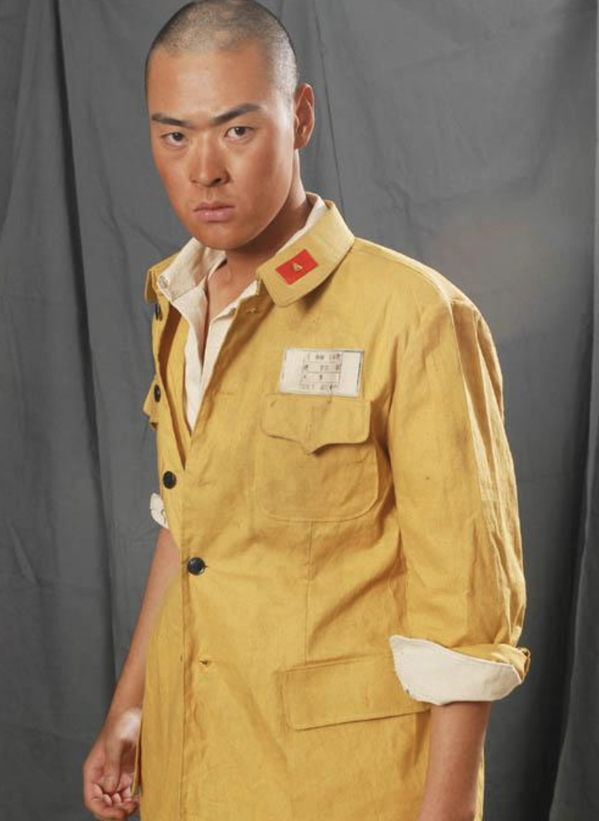 当时剧组里的其他角色都已经选好了演员,只有魏和尚这个角色迟迟没有