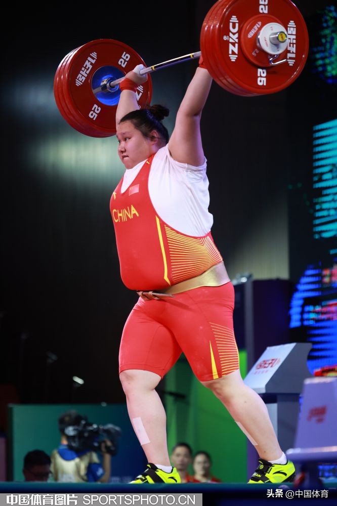 女子87公斤级举重(举重亚锦赛| 李雯雯包揽女子87公斤以上级三金 中国队26金1