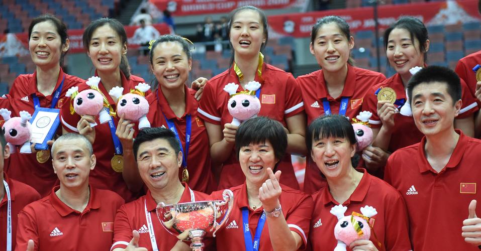 本届世界杯女排拍战况（女排世界杯，姑娘们止步8强，李盈莹全场拿下14分，扣出106km时速）