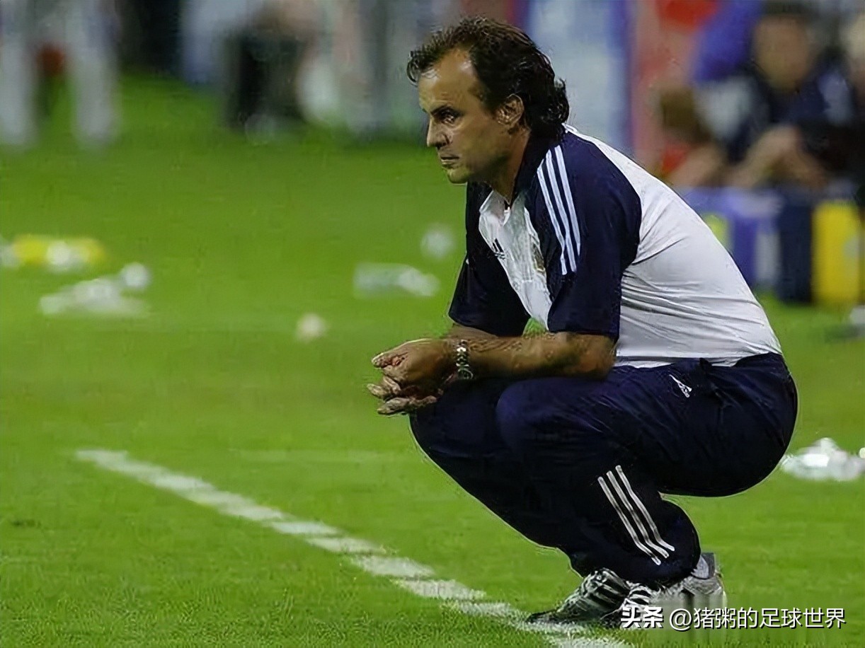 阿根廷韩日世界杯阵容（韩日世界杯最强的阿根廷，最差的成绩）