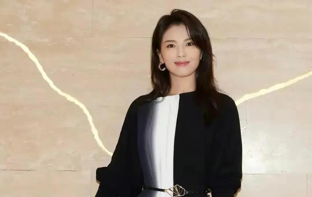 刘涛被曝黑历史,某女星公开指责:她技术很好,为上位不择手段!