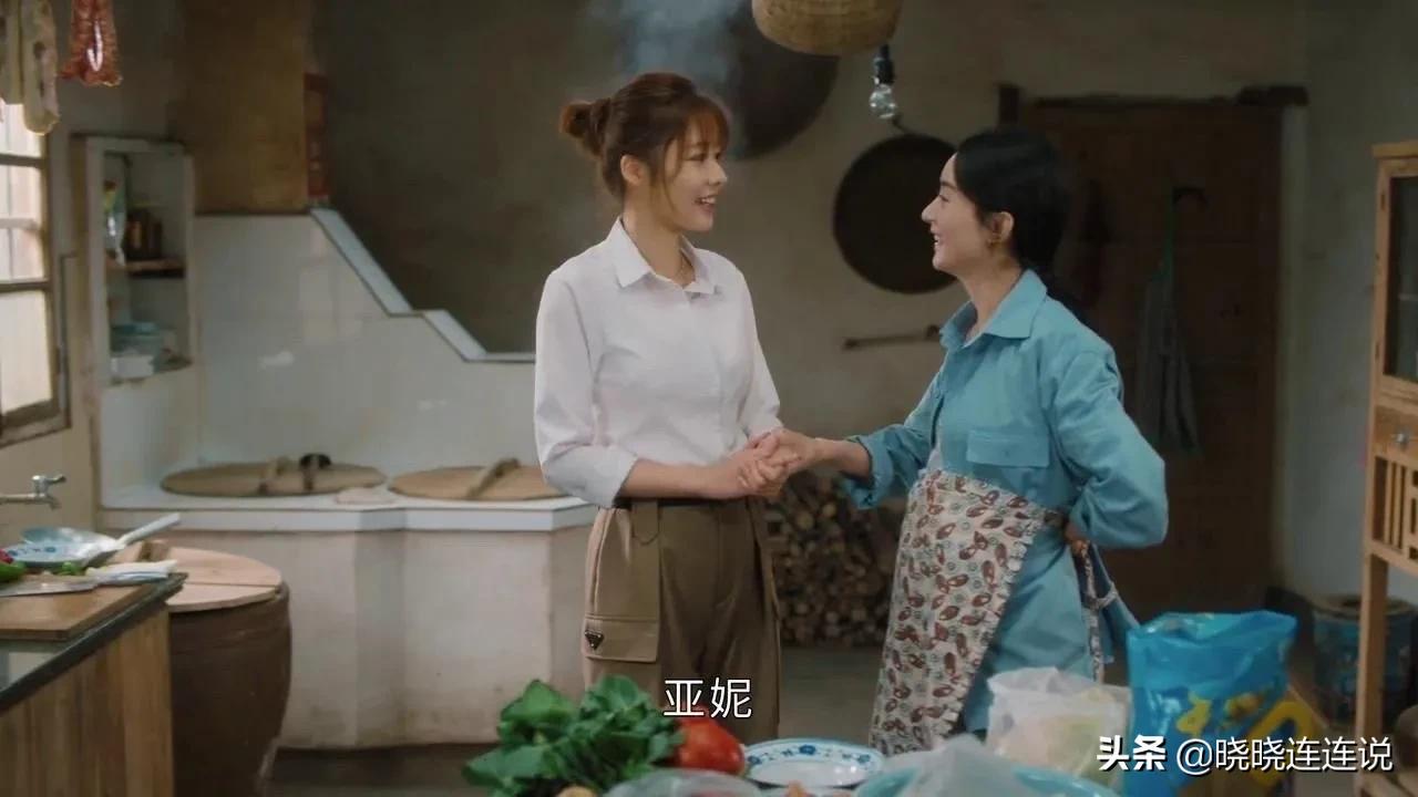 赵丽颖何幸福挺着大肚子做饭，被气早产逃离万家庄，看得真想弃剧