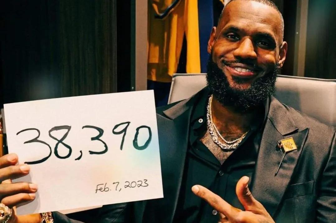 詹姆斯为什么在nba上热度（美媒列出詹姆斯登顶得分王宝座成为历史最佳的7大原因，人气差？）