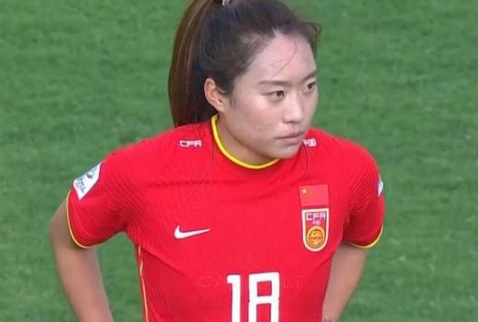 踢出自己的风格全取3分(面对日本女足6年不胜！中国女足只要踢出精气神，输赢都是好样的)