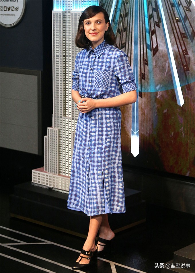 《怪奇物语》女主角越长越好看，如今18岁已经有了男朋友