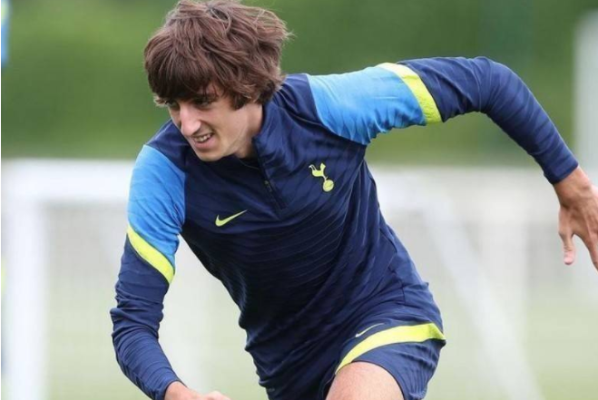 孔蒂不重用贝尔温（12轮出场57分钟，西班牙天才帝星惨遭热刺弃用，沦为孔蒂麾下鸡肋）