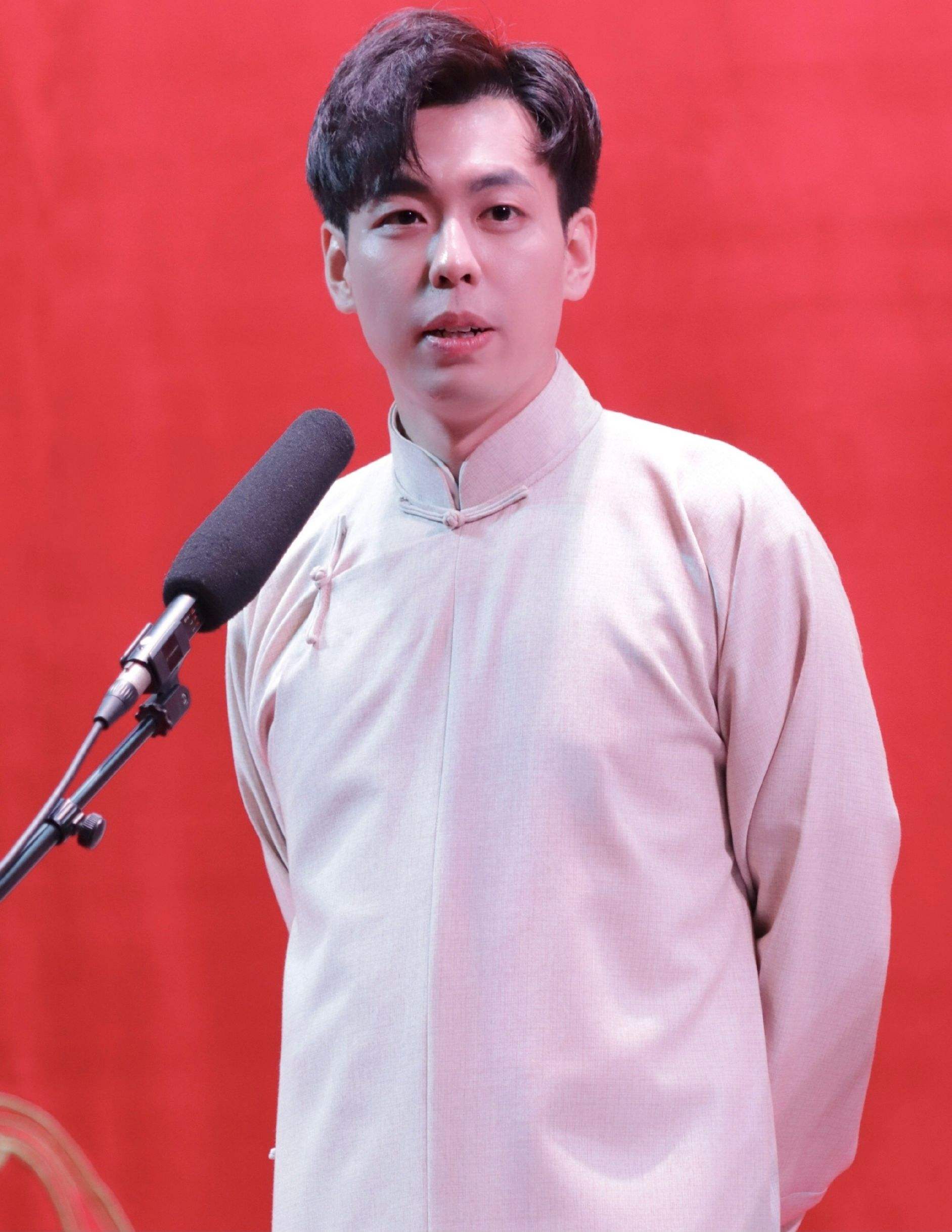 德云社成员(德云社口碑坍塌的7位相声演员,各有各的故事,皆让郭德纲