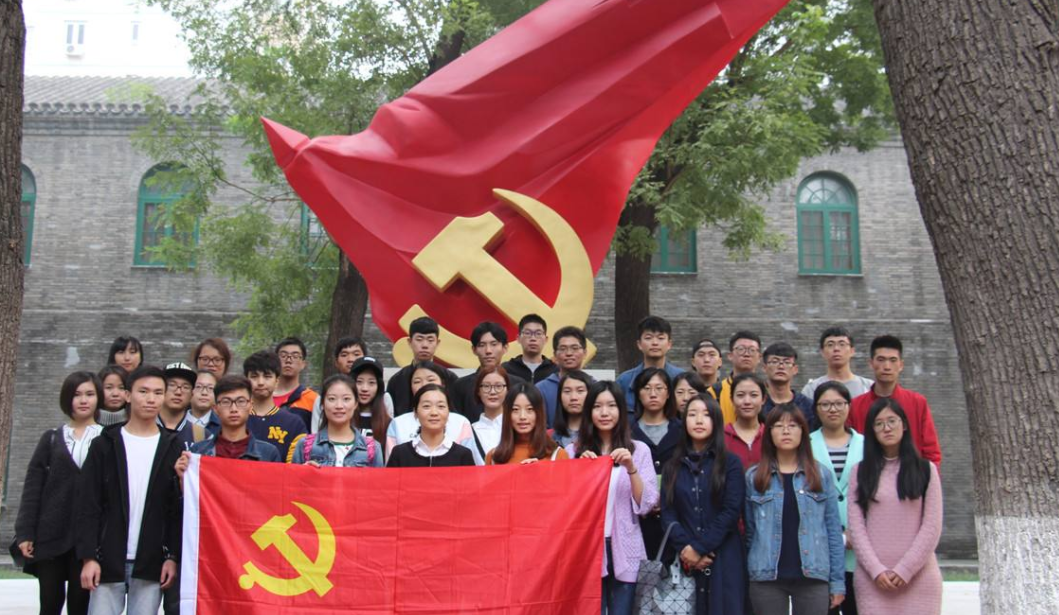 大一申请入党太着急？毕业生含泪表示：错过就来不及，要把握时机