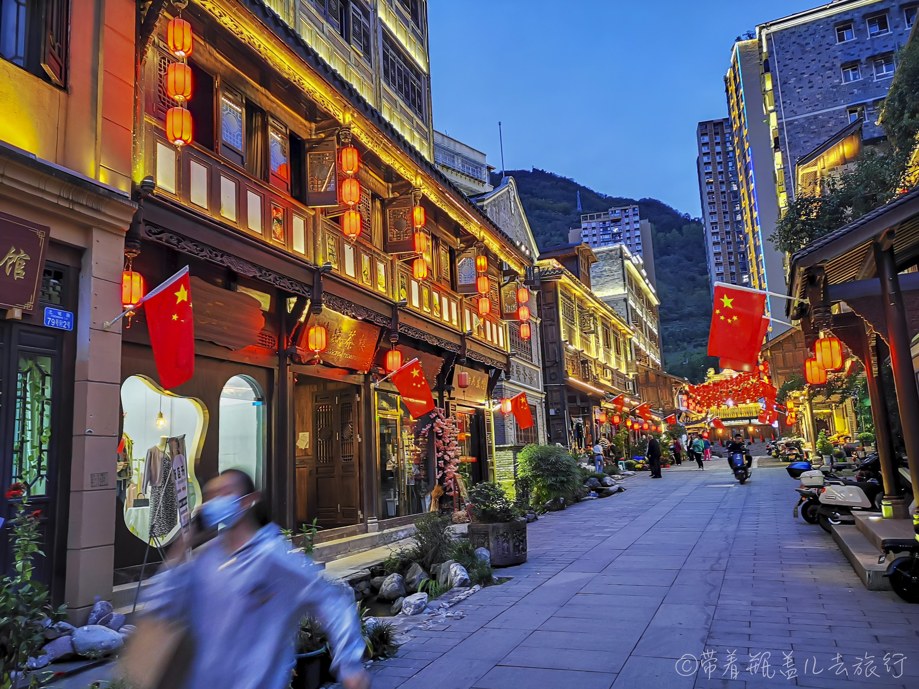 开州区:汉丰湖举子园云阳县:云阳县城张飞庙景区三