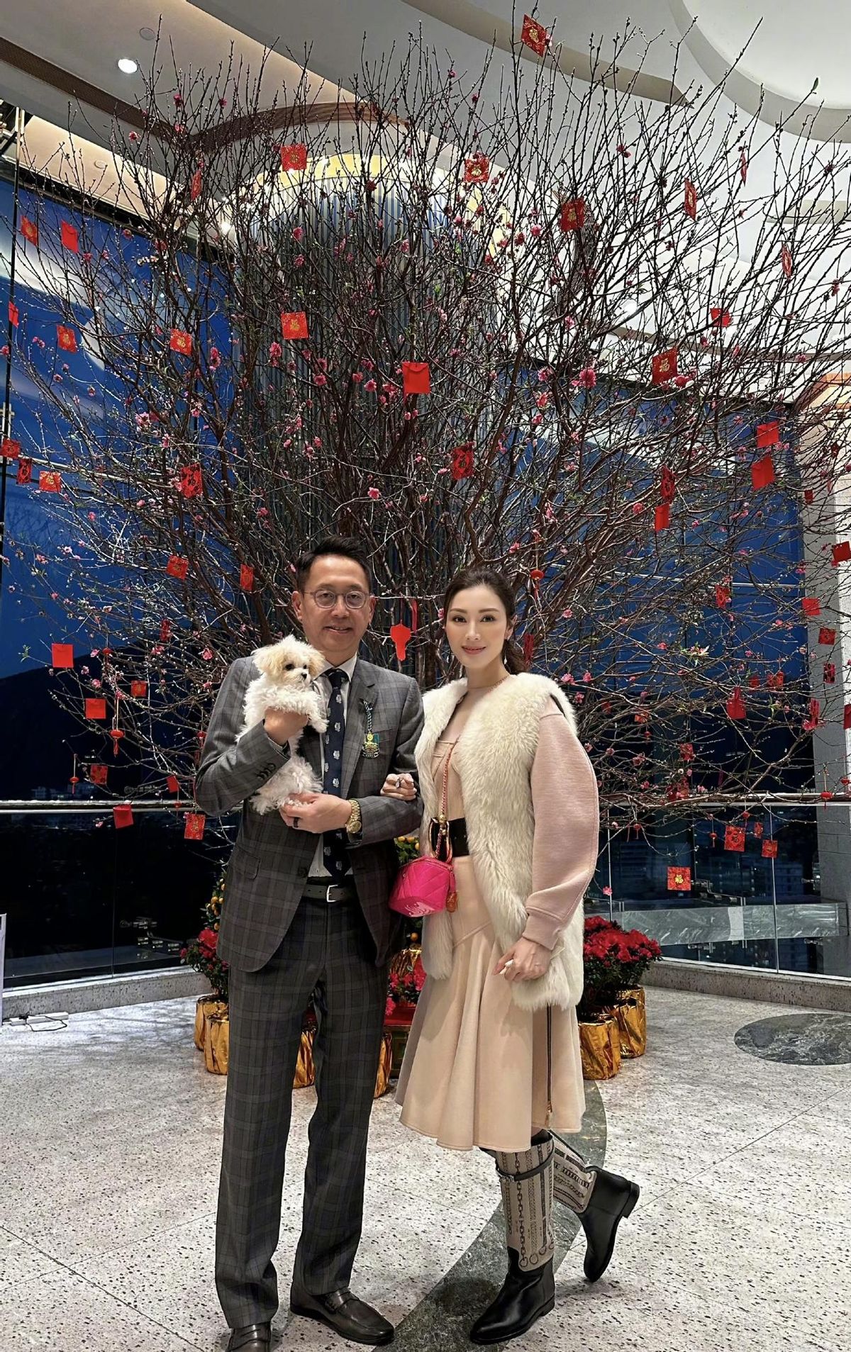 香港最美小三!毒心肠逼死原配,和李嘉诚传绯闻,抢赌王女儿老公