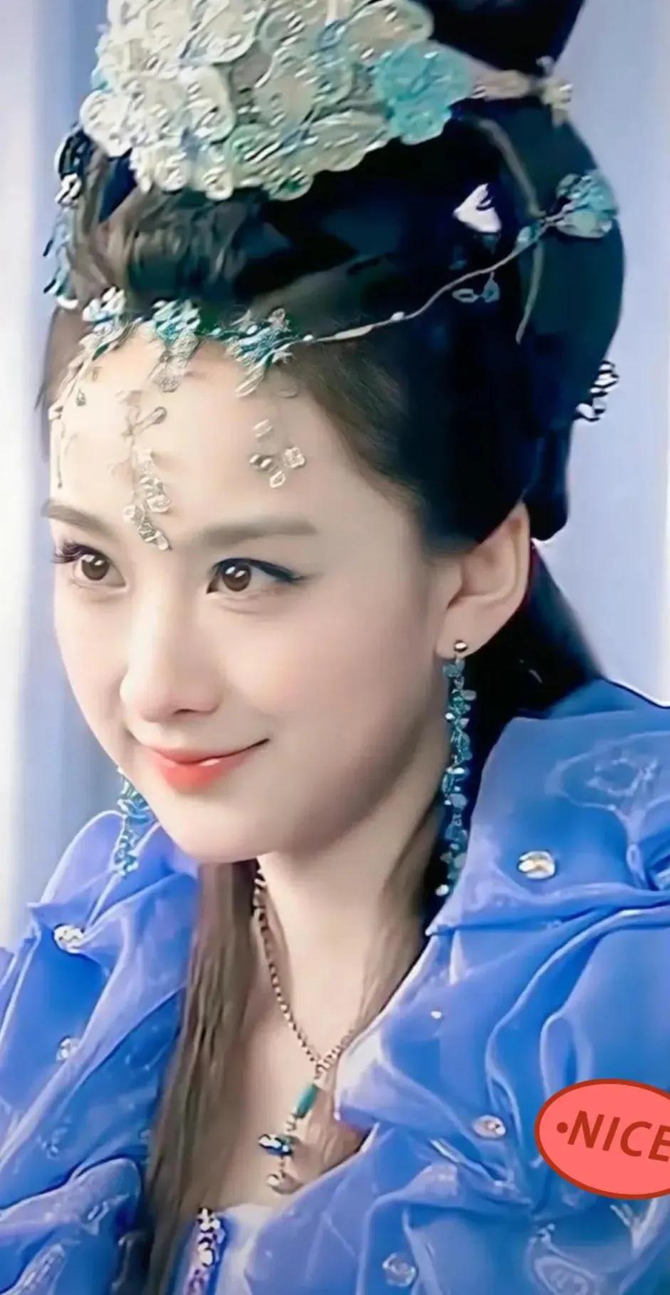 清纯小白兔+暗黑霸王花，又甜又盐坏起来带感的女演员盘点