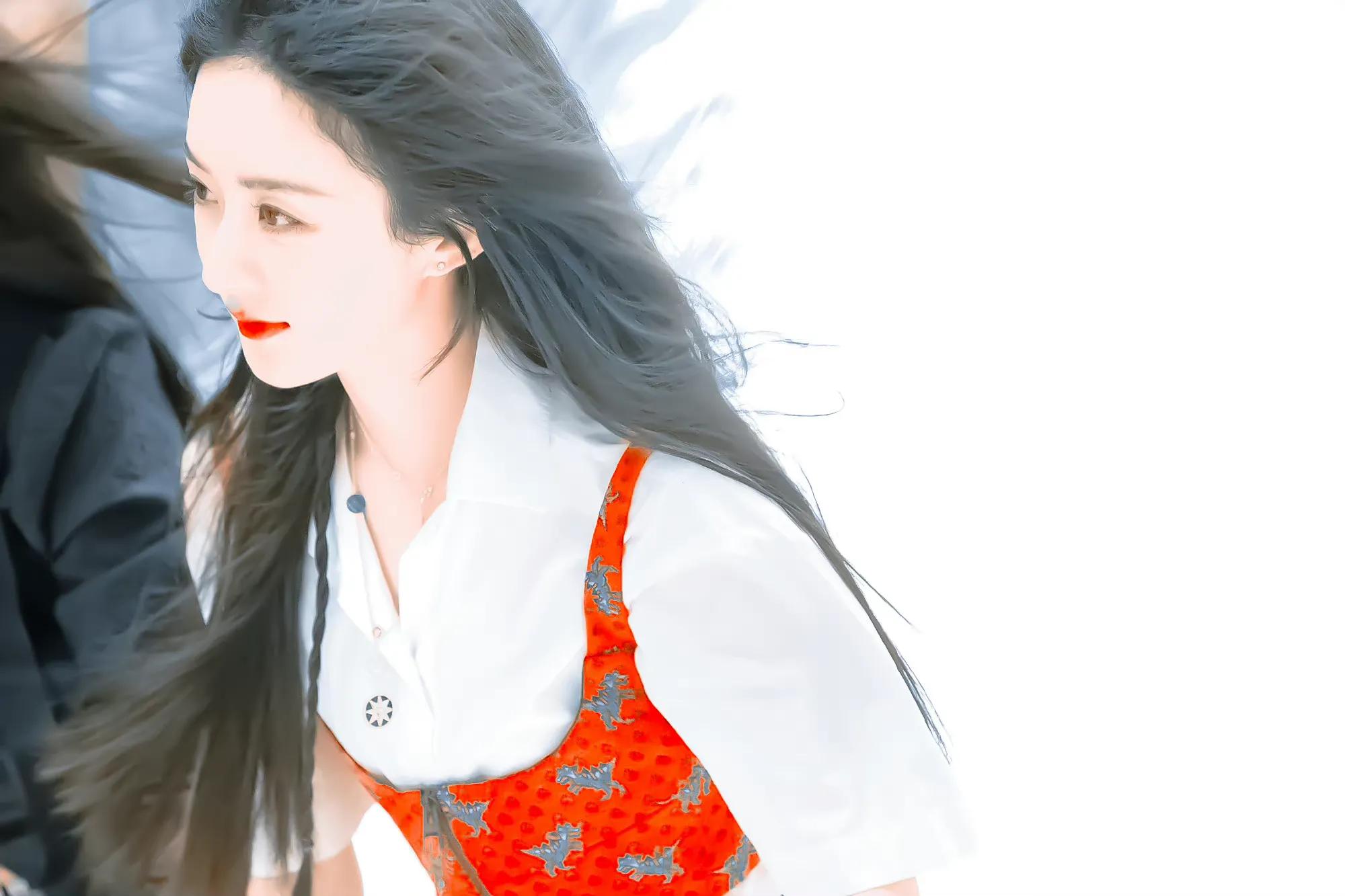 电竞背景图女(女明星电竞少女图合集:赵丽颖,杨幂,迪丽热巴,angela