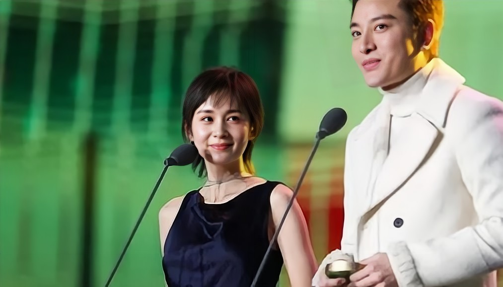 被京圈捧红的7位女明星:有人靠大佬"上位",有人自带公主光环