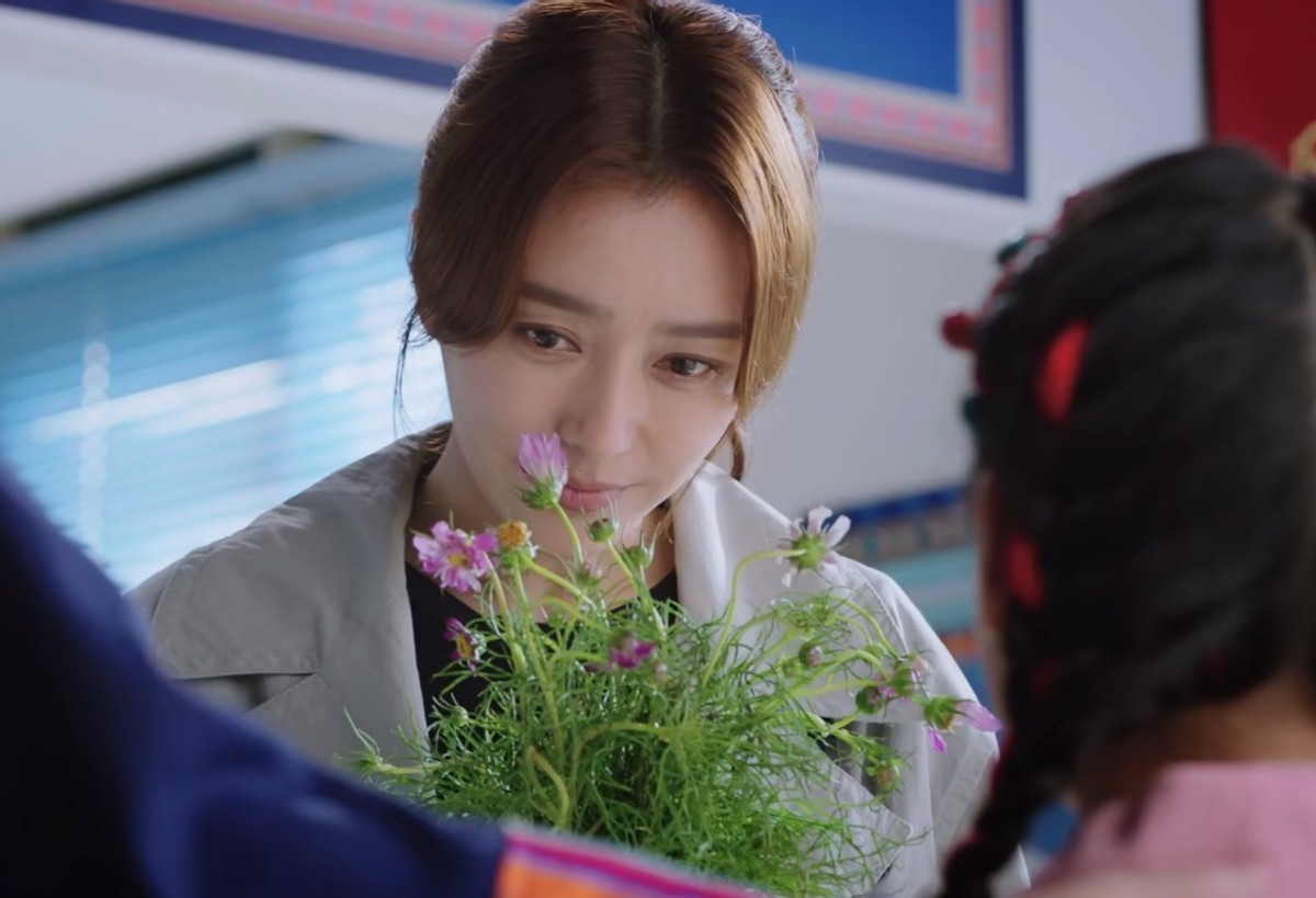 《关于唐医生的一切》开播！王耀庆刘奕君演配角，这阵容该爆了吧