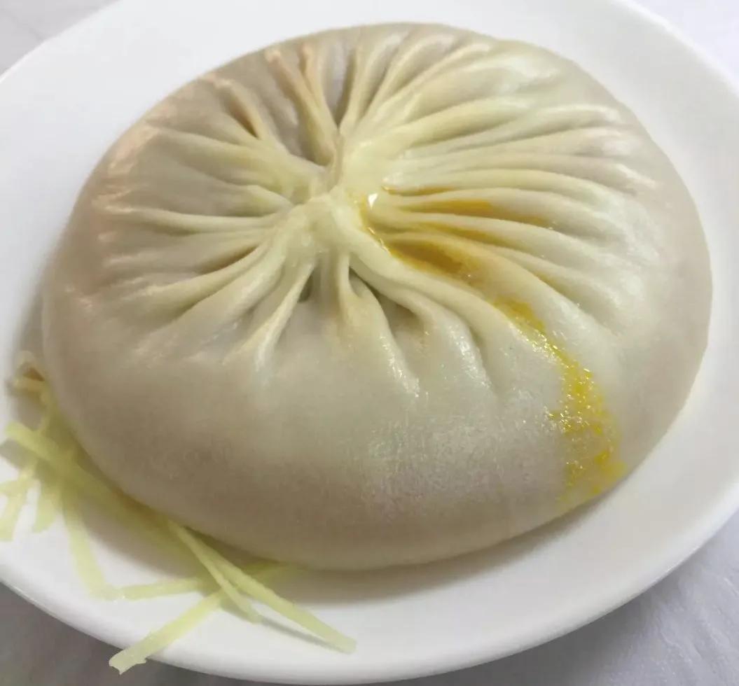 靖江有一道"让你没脾气"的美食——蟹黄汤包,不相信就来试试