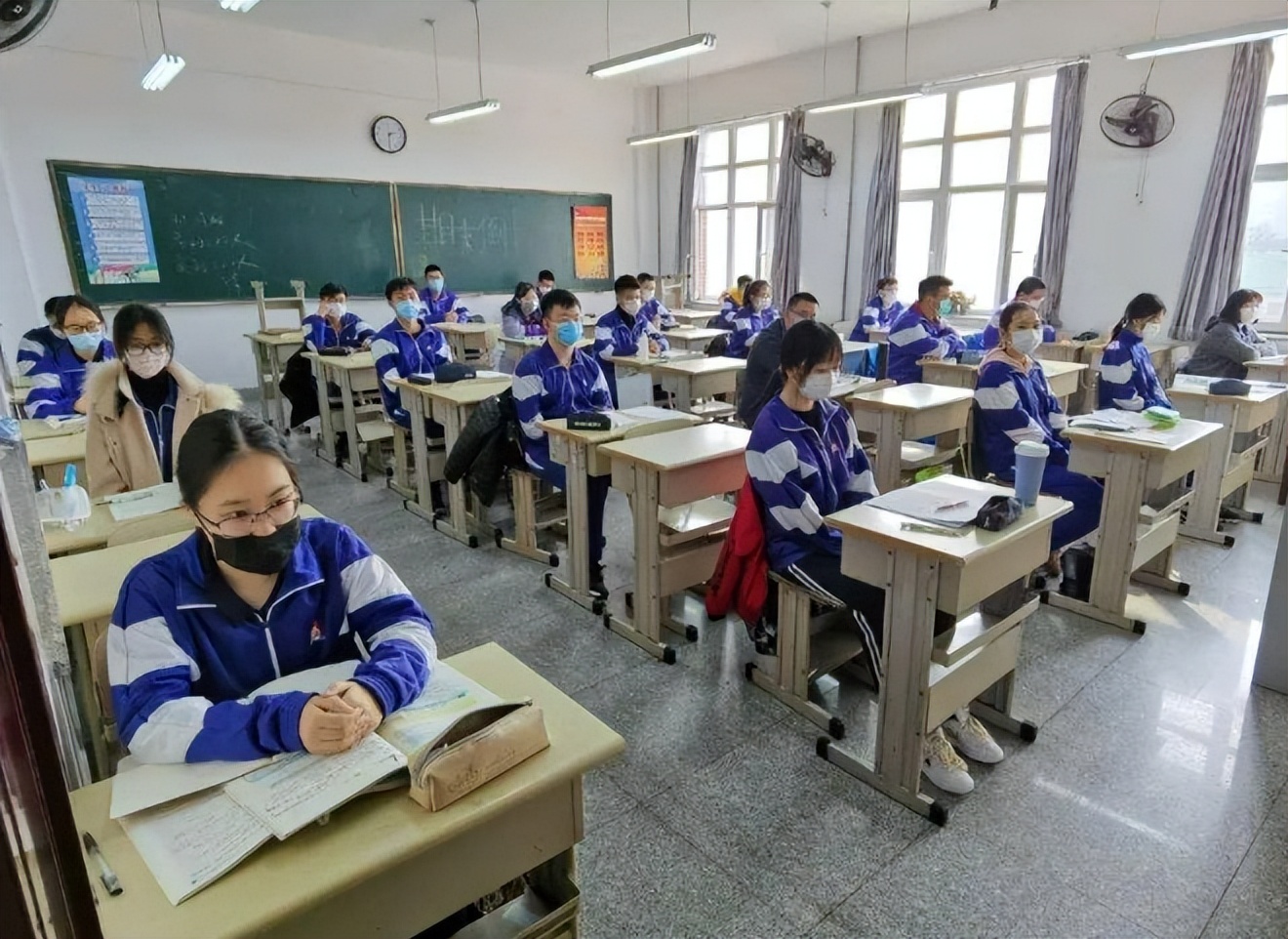 大学中10大“高薪”专业，考上后不用愁就业，有你的专业吗？