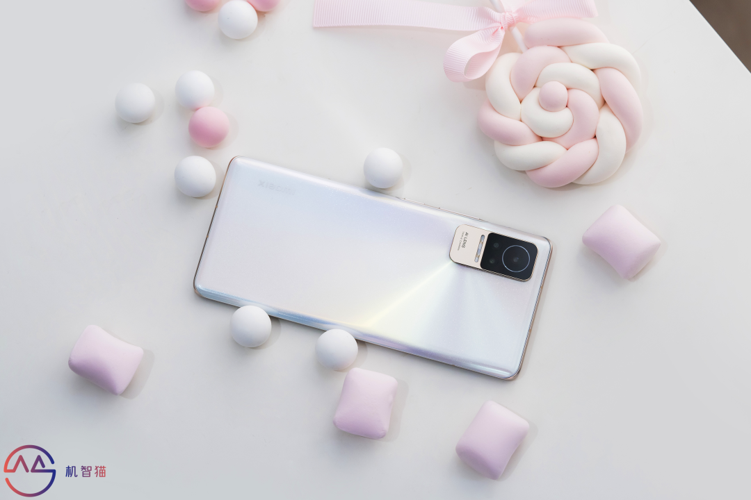 小米Civi 1S测评：我不允许还有女生没看过这款手机