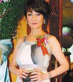 她是台湾最美“女王蜂”，忍受家暴6年，终于不再沉默