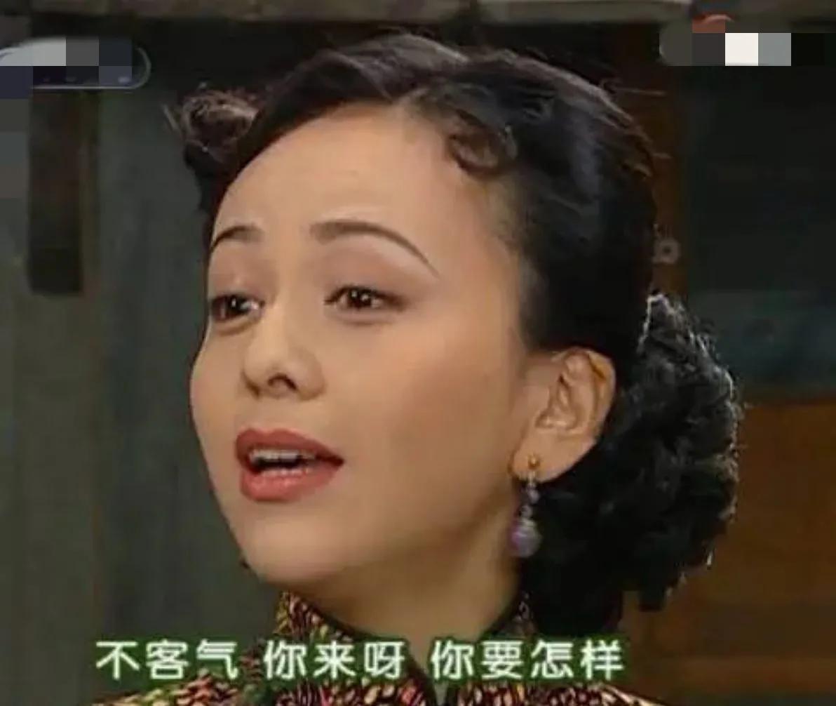 9位“妈妈专业户”：天生一张养尊处优脸，自带贵气，演不了穷人