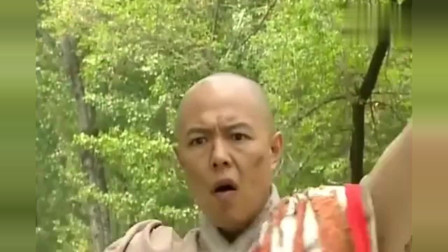 “皇帝专业户”张铁林：改国籍，字画卖十万，痴恋女学生不负责