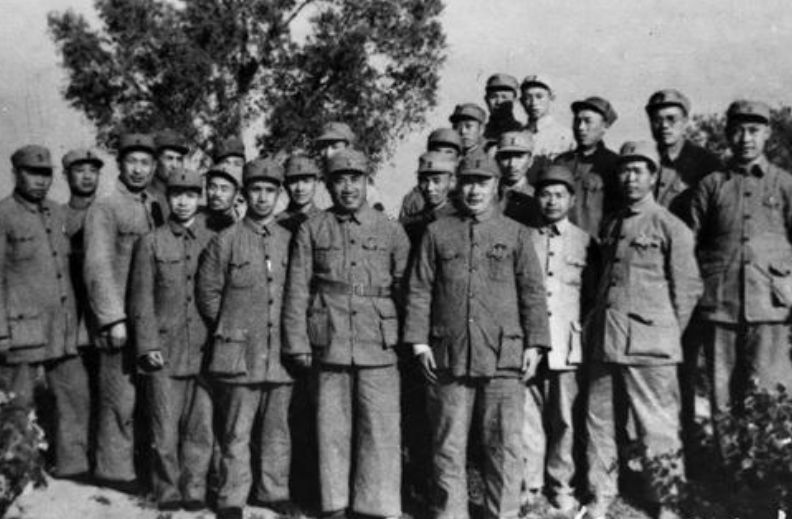 �����ޱ����󣬴�󲻽⣬����׷�ʳ��㣺��ԣΪ���϶��ұ�������