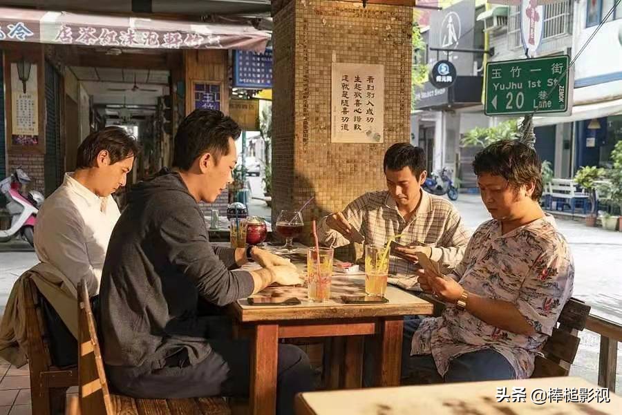 2021年中国评分最高的10部电影，《你好，李焕英》仅排第3名