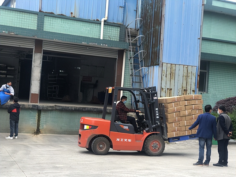洞口县商务局：积极做好猪肉储备投放和保供稳价工作