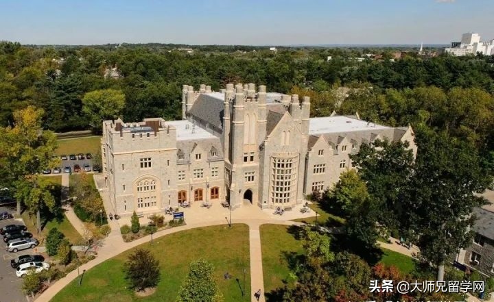 国内大一在读，可以转学到澳洲读本科吗？