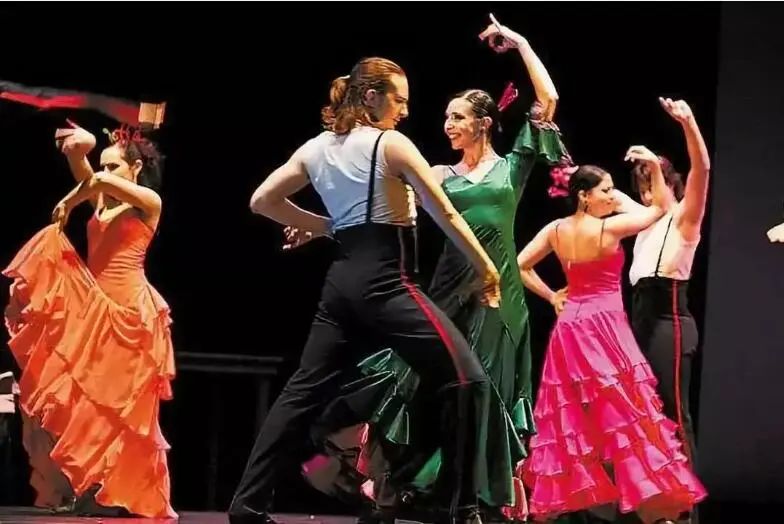 欧洲杯冠军路线图生成（西班牙的足球历史和这个国家一样，充满了“冷知识”）