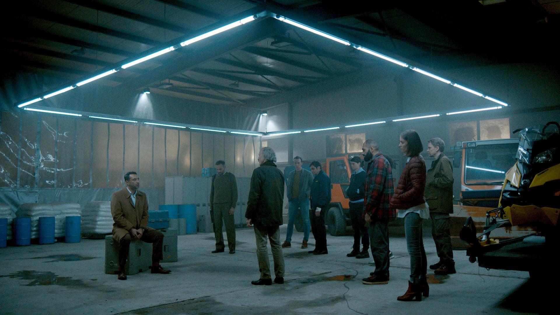 上天入海躲太阳，网飞这两部脑洞神作，值得追一下