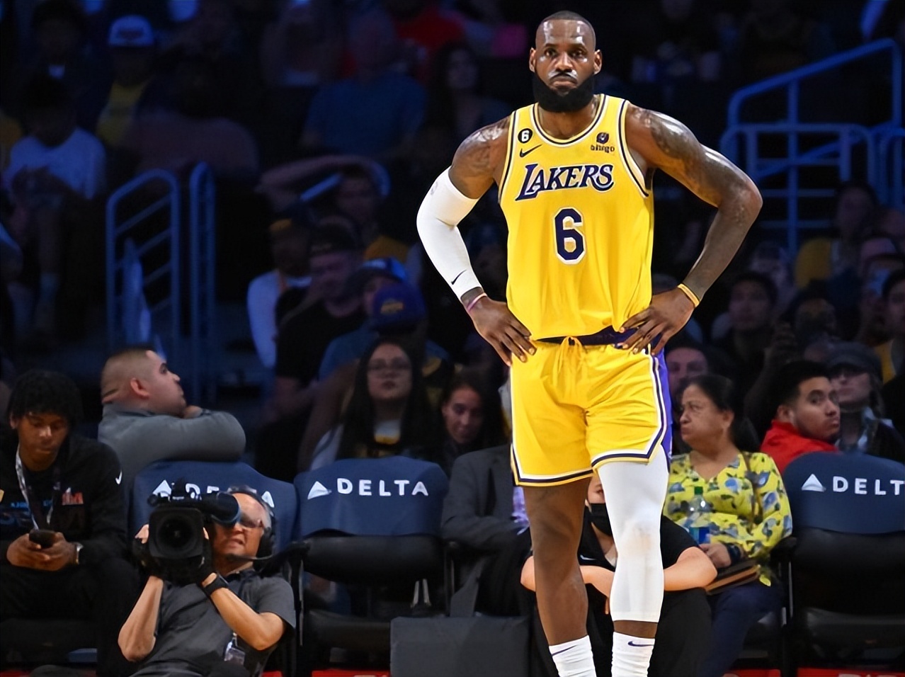 nba哪些算是超巨（成為超巨哪有那么容易！NBA現役也就4人 約基奇還需證明自己）