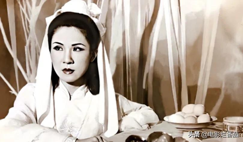 被全网骂了二十多年的西门大妈，与男神演亲密戏，黯然退圈之谜