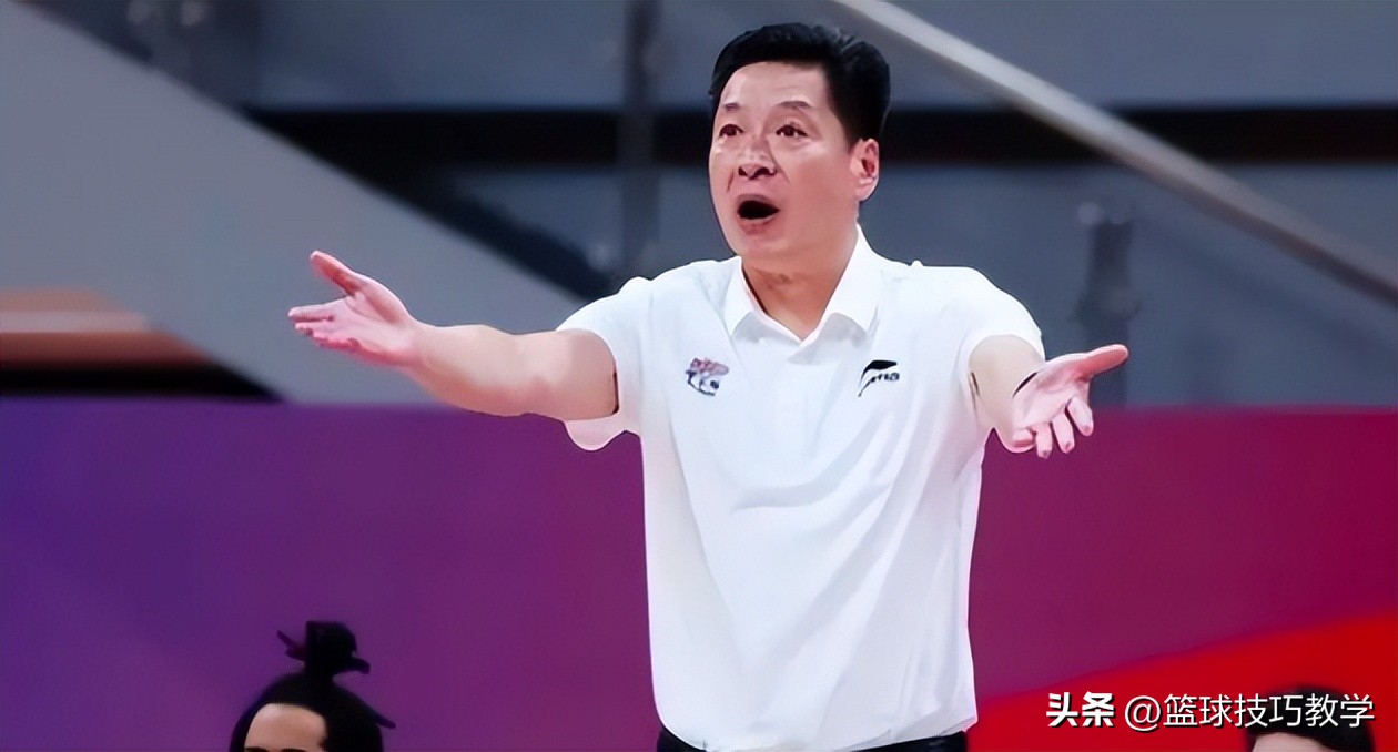 cba哪个外援被高价挖走(上海外援比斯利成为CBA被裁第一人！曾经的NBA大神！陨落了)