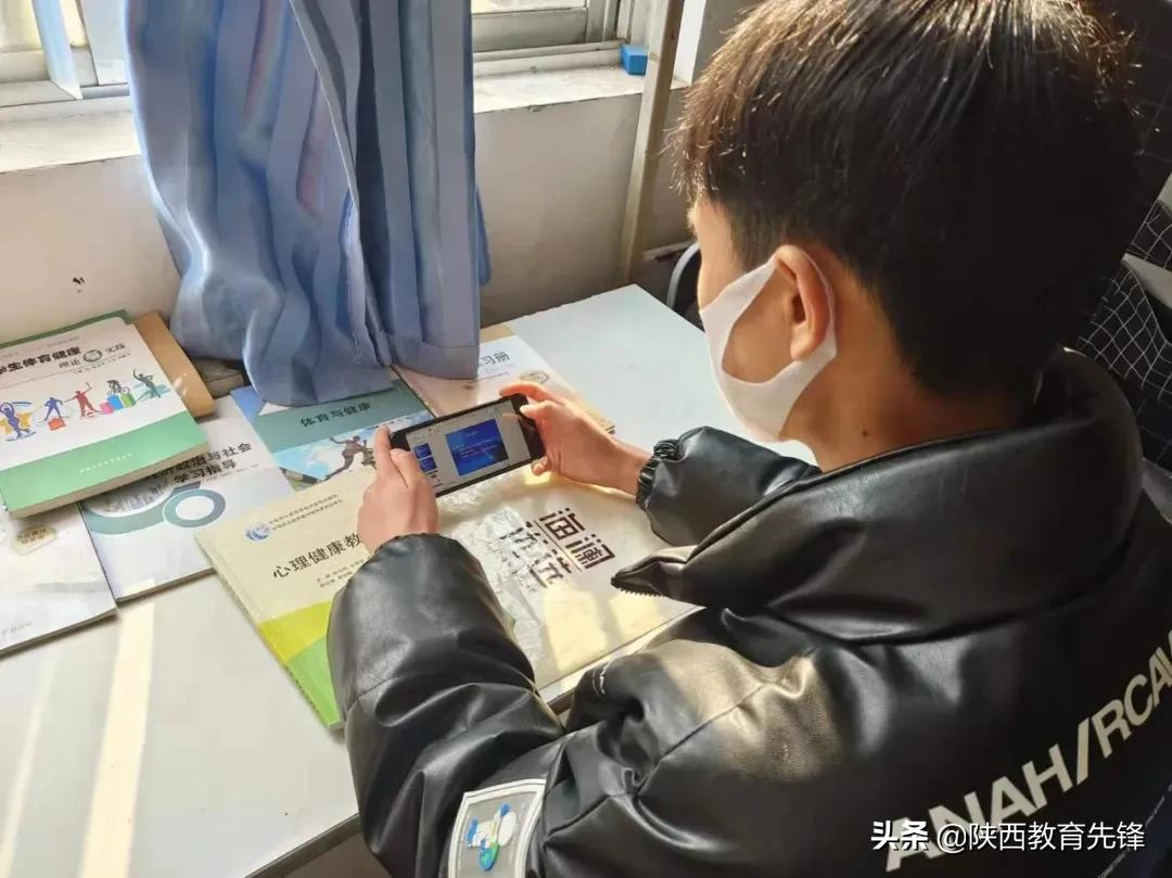 青春抗疫进行时 | 绽放战役青春 西安铁道职业学校 宿舍风采有我