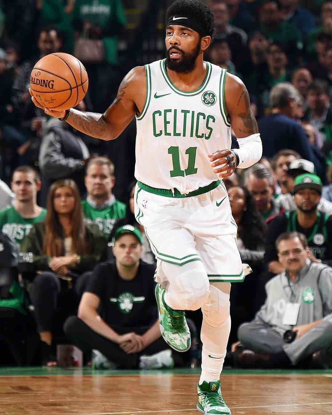 nba哪些球星穿的欧文5(凯里欧文nba赛场凯尔特人穿了哪些nike kyrie 4