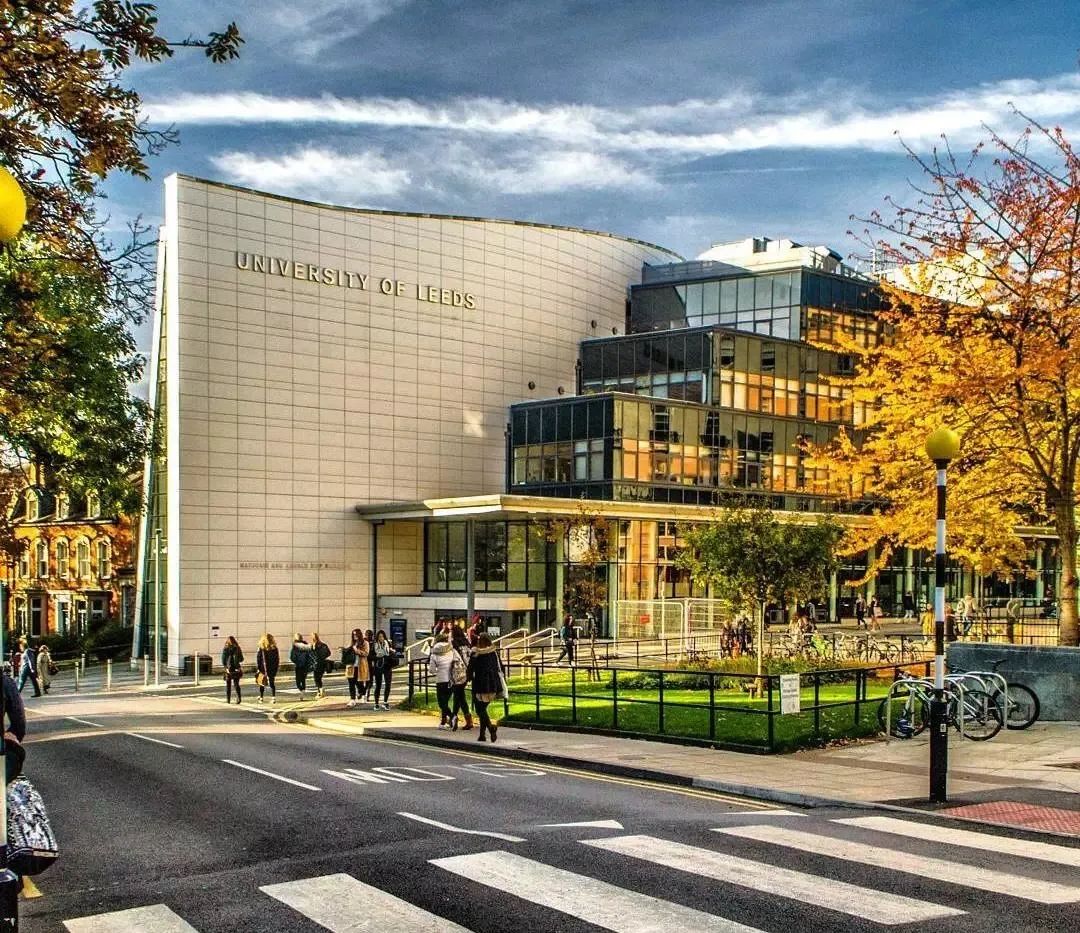 盘点2022-2023英国研究生学费涨得最狠的10所大学