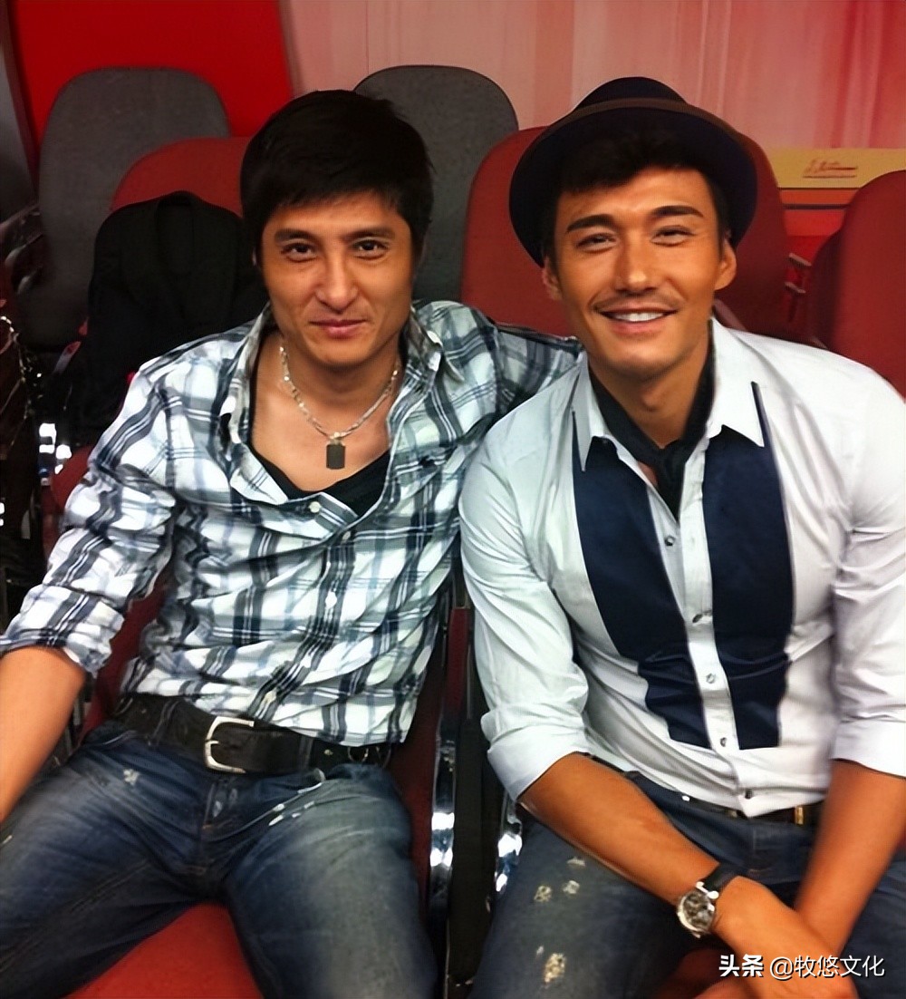 娱乐圈17对亲兄弟,一门三杰都不算事,还有四兄弟齐上阵的