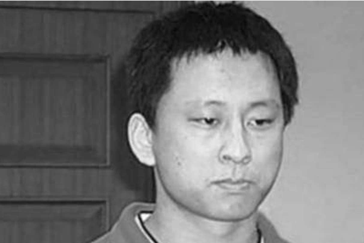 2002年一学生醉酒被捡尸，醒后连杀4名同性恋，遗言令人深思